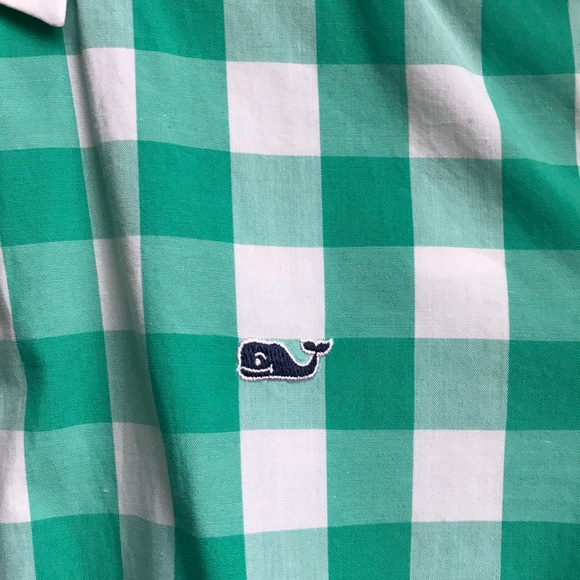 NWT Vineyard Vines button down - Picture 3 of 8